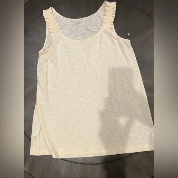 Loft tank - Picture 1 of 3